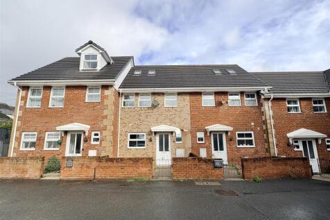 3 Bedroom House in PO33 2FW
