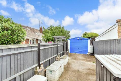 Driveway/Parking