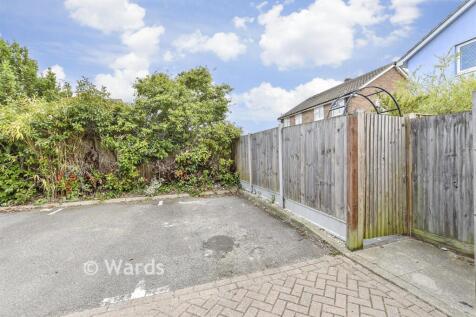 Driveway/Parking