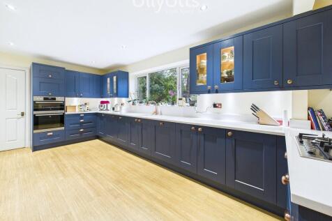 Kitchen/Dining Ro...