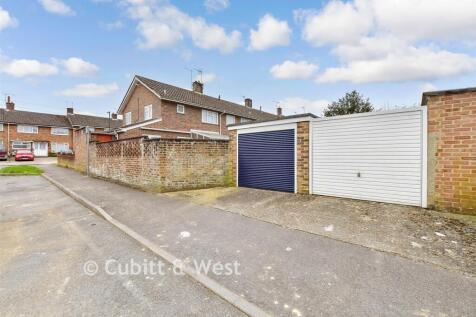 Driveway/Parking