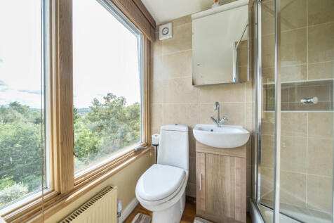 1305343-10-684323...