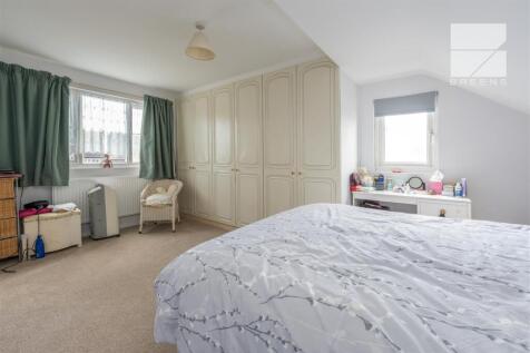 252 Hale End Road_0004.jpg