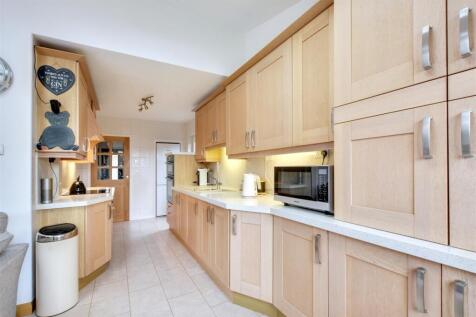 Living/Dining Kitchen