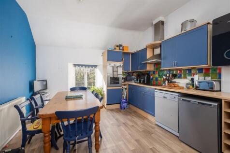 Park Street 28 Kitchen-1.jpg