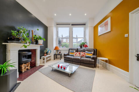 1401850-15-6978b2...