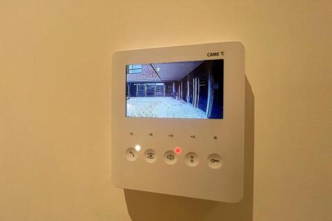 WhatsApp Image 2025-11-25 at 14.31.12 (2).jpeg