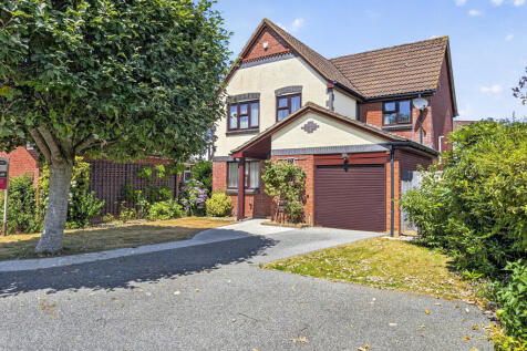 4 Wheatfield Close