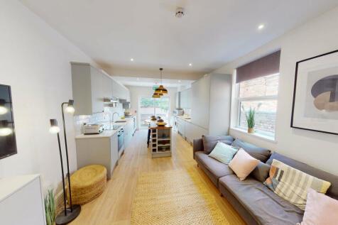 8 Bedroom House in CH1 4HF