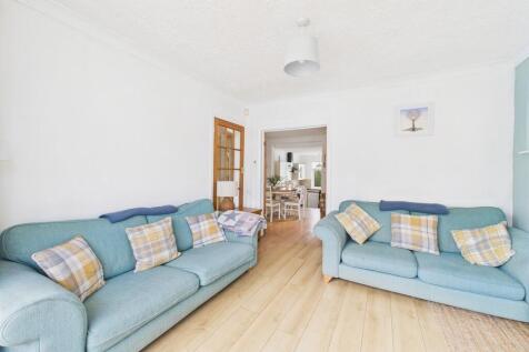 CAM02089G0-PR0546...