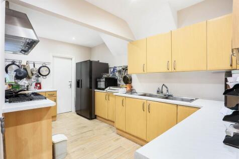 1548903635 - WESTCOTT WAY, SM2 - 13.jpg