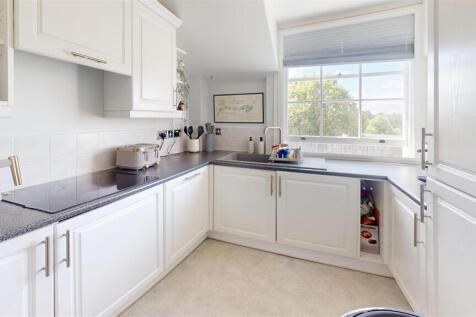 Apartment-M-Claremont-Buildings-Kitchen.jpg