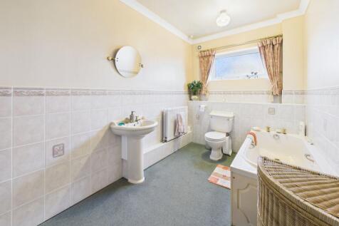 Ground Floor Bathroom