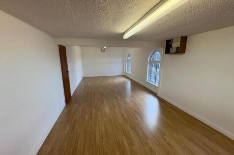 WhatsApp Image 2025-10-23 at 17.27.44 (3).jpeg