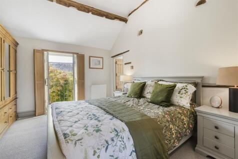 Lower End Farmhouse, 10 High Street South, Tiffiel