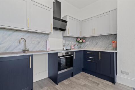 1 Bedroom Flat in TN38 0LP