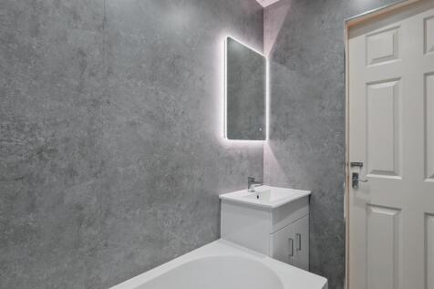 044-3 Loanhead Crescent, Newarthill, ML1 5AW.jpg