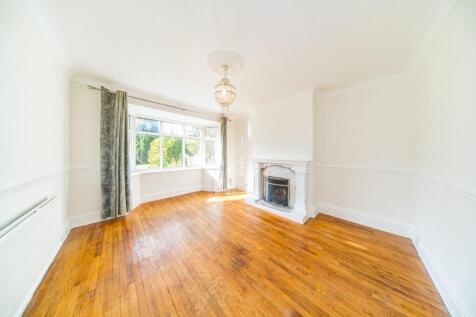 55 Fairholme Avenue lounge.jpg