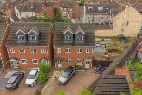Lindsay Court, Swadlincote (4).jpg