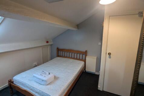 PXL_20251018_1227...