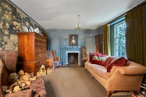 Sitting Room.JPG