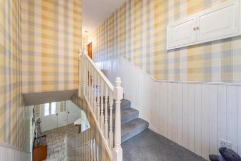 5 bed, 3 bath Detached in Cardiff - Photo 28