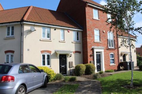 37 Wharton Crescent FRONT.JPG