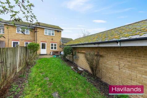 Bayliss Close-1.jpg