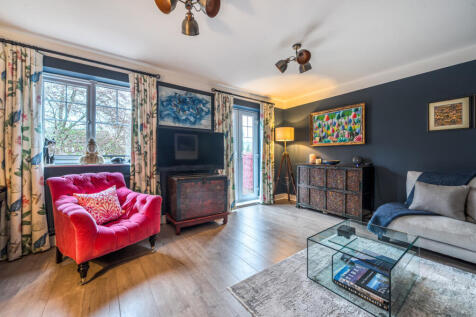 1382889-24-692462...