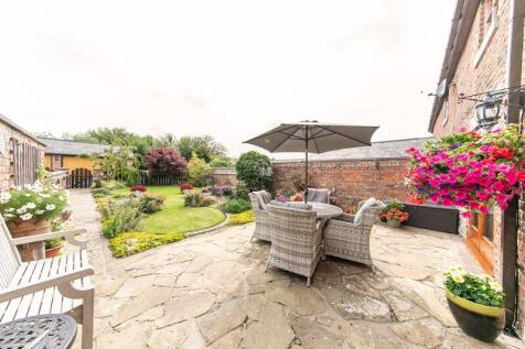 Private walled garden