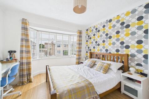 CAM02089G0-PR0546...