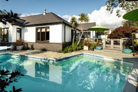 Click to visit Rightmove listing
