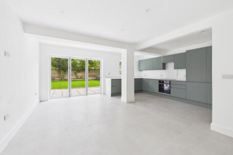 kitchen / living rm