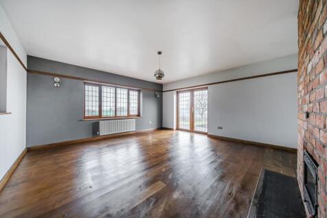 Lounge corner view.jpg