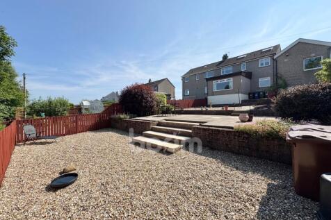 Langside Drive, Kilbarchan rear garden