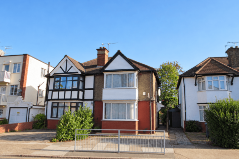 3 Bedroom Semi-Detached in HA1 1XH