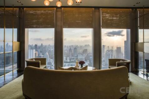 Residential Club Lounge (54th Fl.)