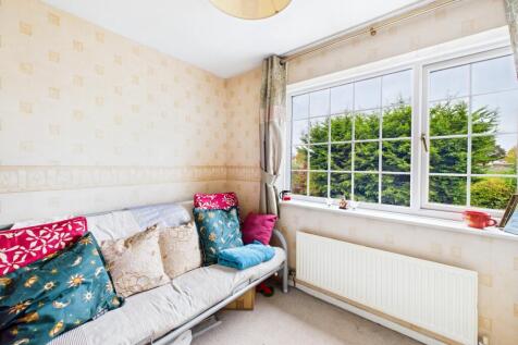 CAM05192G0-PR0167-STILL021