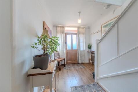 21 Hawthorn Road-010.jpg
