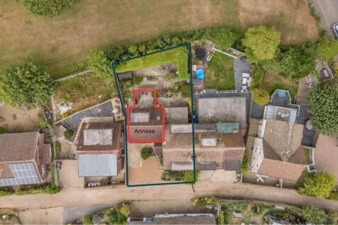 Birds Eye - Annexe & Main House