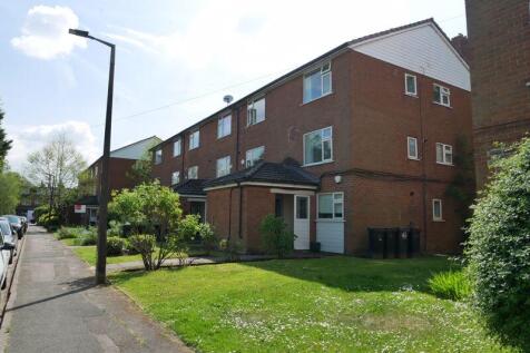 2 Bedroom Flat in SK8 6PN