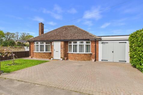 Front of House- Mark Stephens EweMove Newmarket an