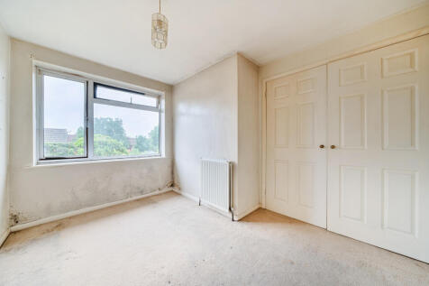 1298550-16-683584...