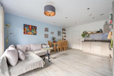 Hoffmans Road, E17