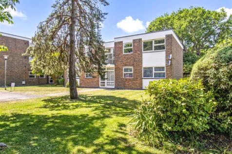 16 Eaton Court-014.JPG