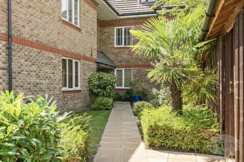 11571a89-d72e-4e4...