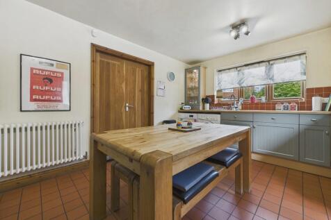 CAM04273G0-PR0175...