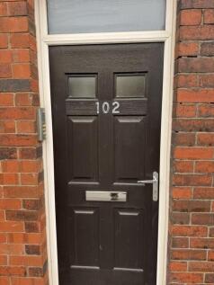 Flat in BL6 5PB