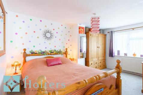 23 Underhill Crescent, Knighton-08.jpg