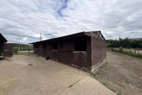 Barn 2.jpeg